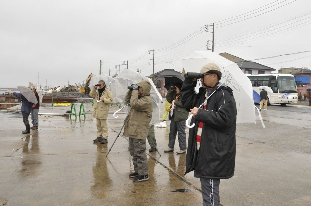 雨の中